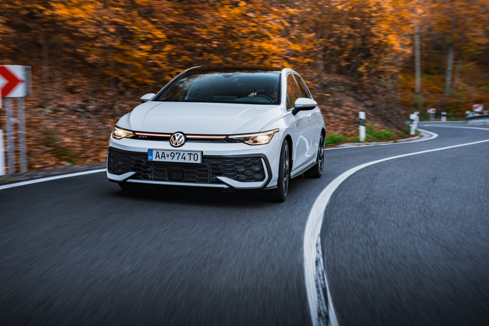 Volkswagen Golf GTI 2024